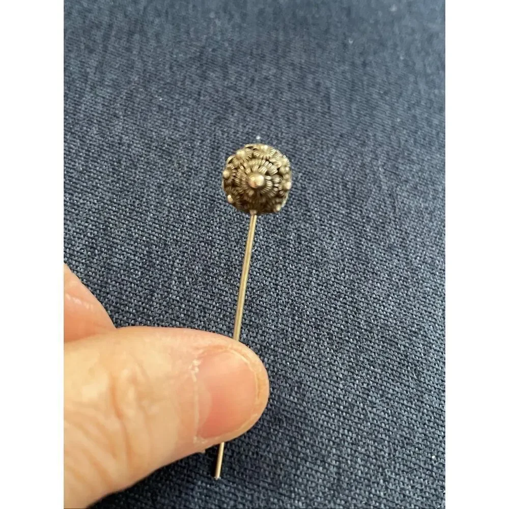 Vintage Dutch Zeeuwse Silver Wirework & Filigree Dome Hat Pin